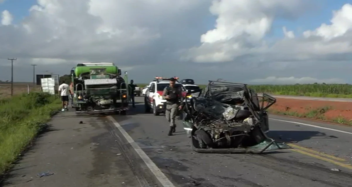 Acidente fatal na BR-424: motorista morre preso às ferragens em Marechal Deodoro