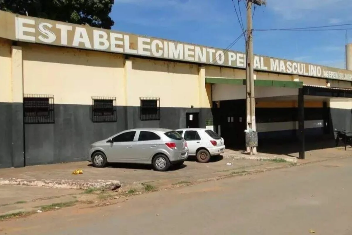 Ataque a comboio policial na fronteira com a Bolívia deixa preso morto