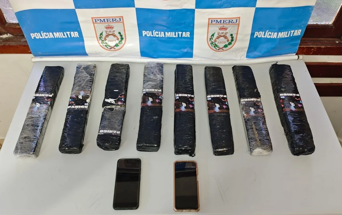 Casal é preso com 10 kg de maconha em operação na RJ-116 em Nova Friburgo