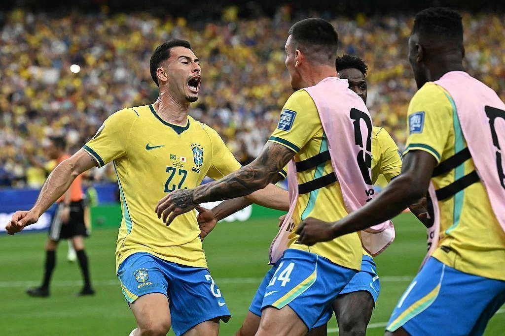 Guru das Copas erra pela primeira vez: Brasil elimina Japão