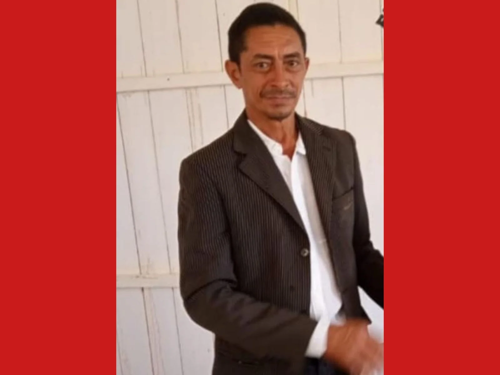 Homem é morto a golpes de ferro na frente da filha no Acre; suspeito preso