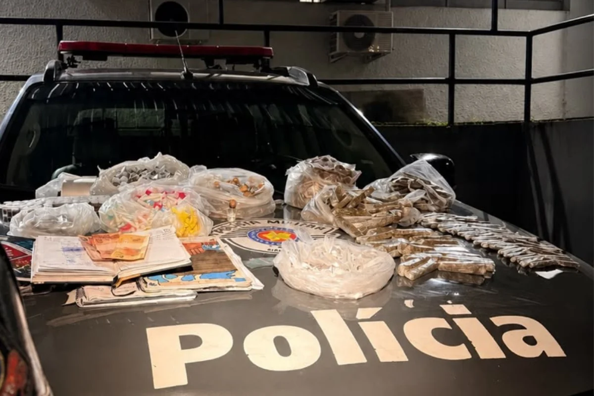 Preso com 2,6 mil porções de drogas no Pararangaba, em São José dos Campos