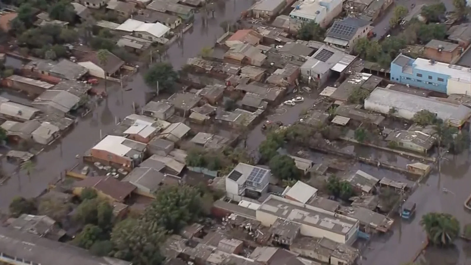 IBGE: 56,4% dos trabalhadores pararam atividades durante enchente no RS