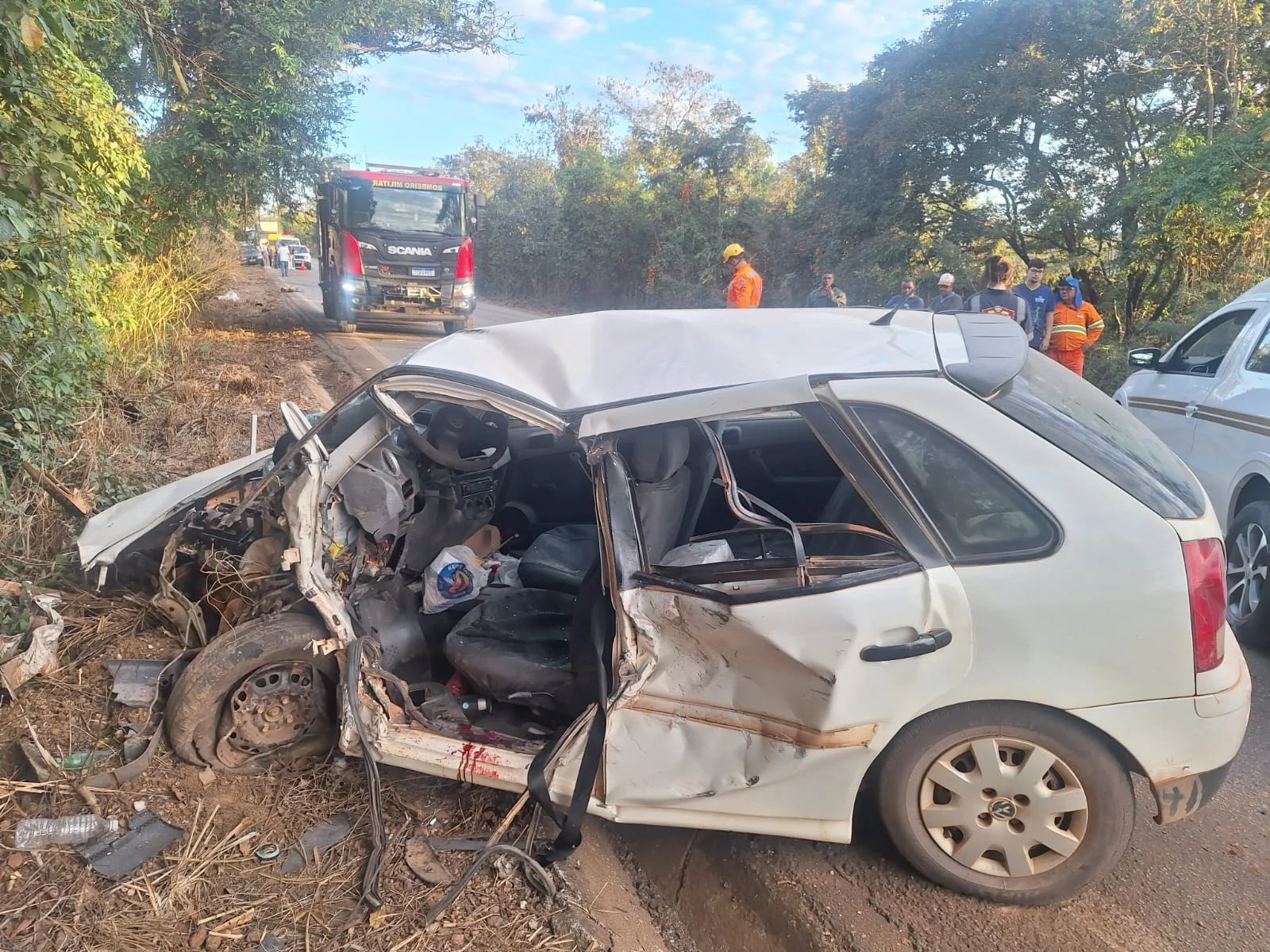 Idoso de 81 anos morre em batida frontal na BR-352, em Pitangui