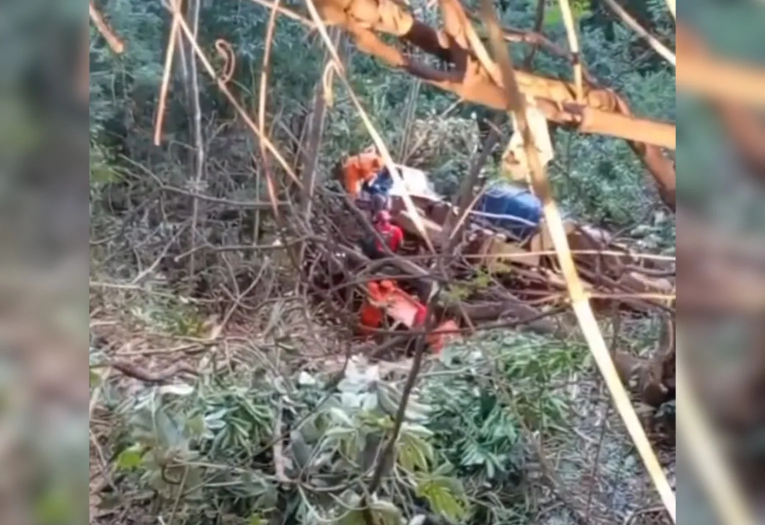 Jovem de 22 anos morre em acidente na curva de Taquaruçu; duas pessoas ficam feridas