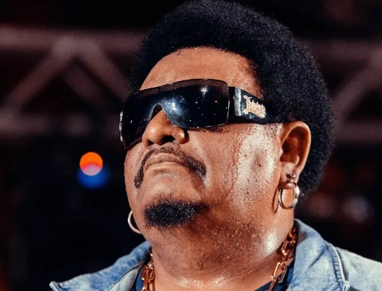 Morre Rivas Álibi, grande nome do hip-hop de Brasília, aos 56 anos