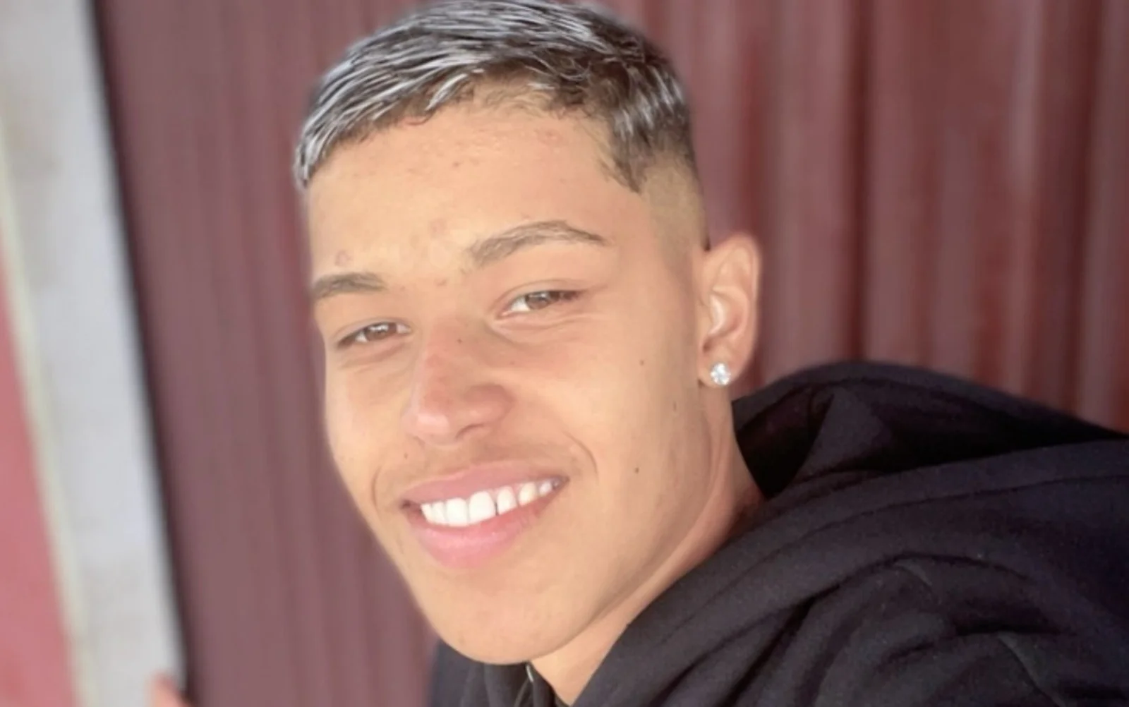 Morte de jovem de 18 anos após passar mal no trabalho causa comoção em Anápolis