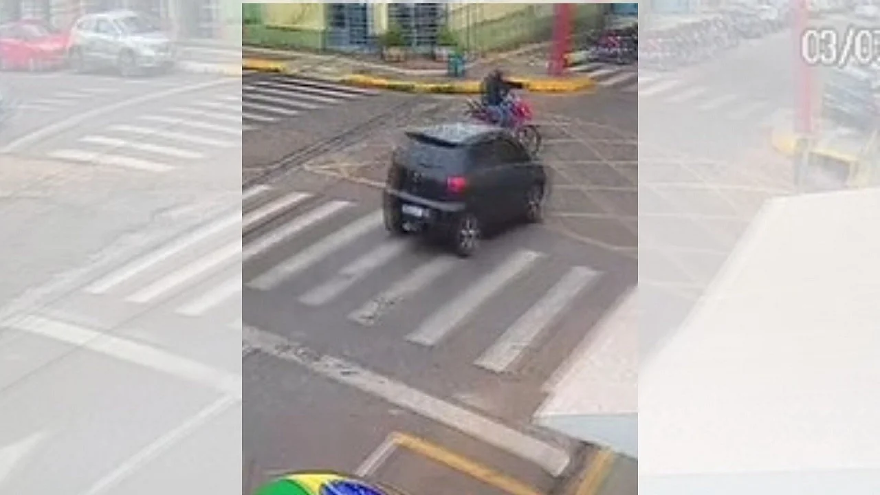 Motociclista morre em acidente no Centro de Bastos; vídeo mostra impacto