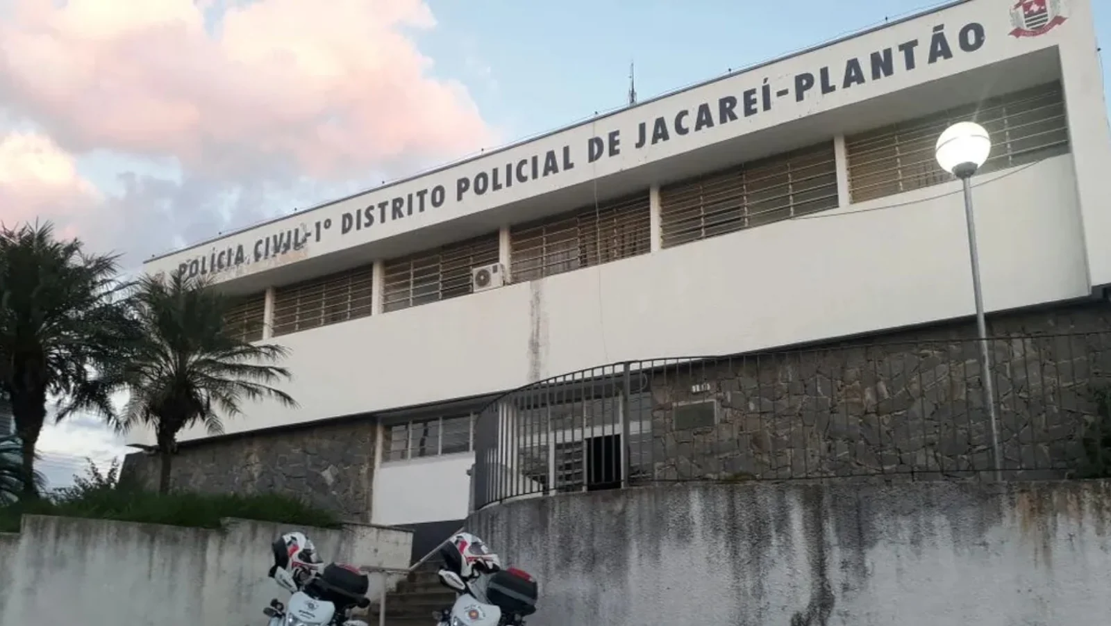 Atropelamento em Jacareí: motorista é preso sob suspeita de matar motociclista de propósito