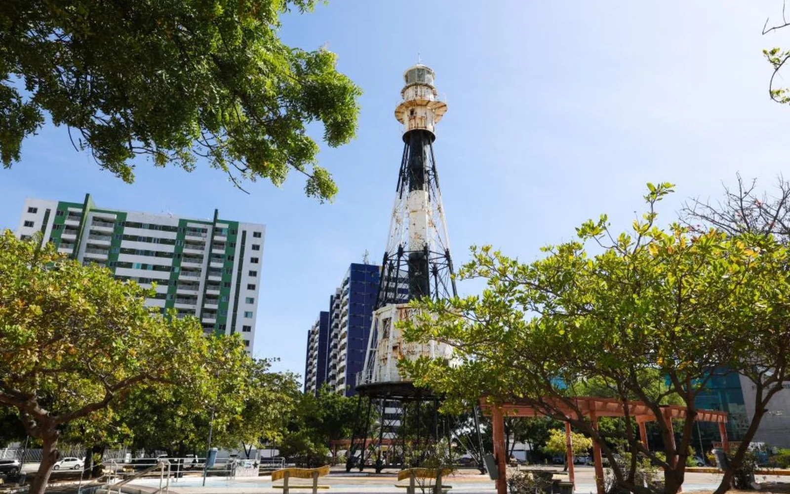 MPSE aciona Justiça por reforma urgente do Farol da Farolândia em Aracaju