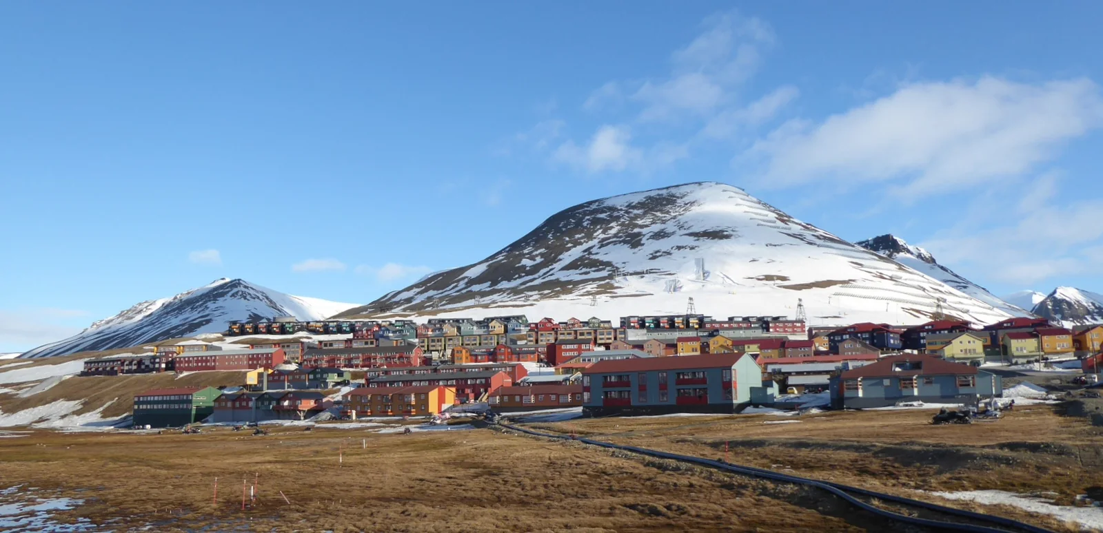 Noruega tem cidade que 'proibiu a morte': entenda a história de Longyearbyen
