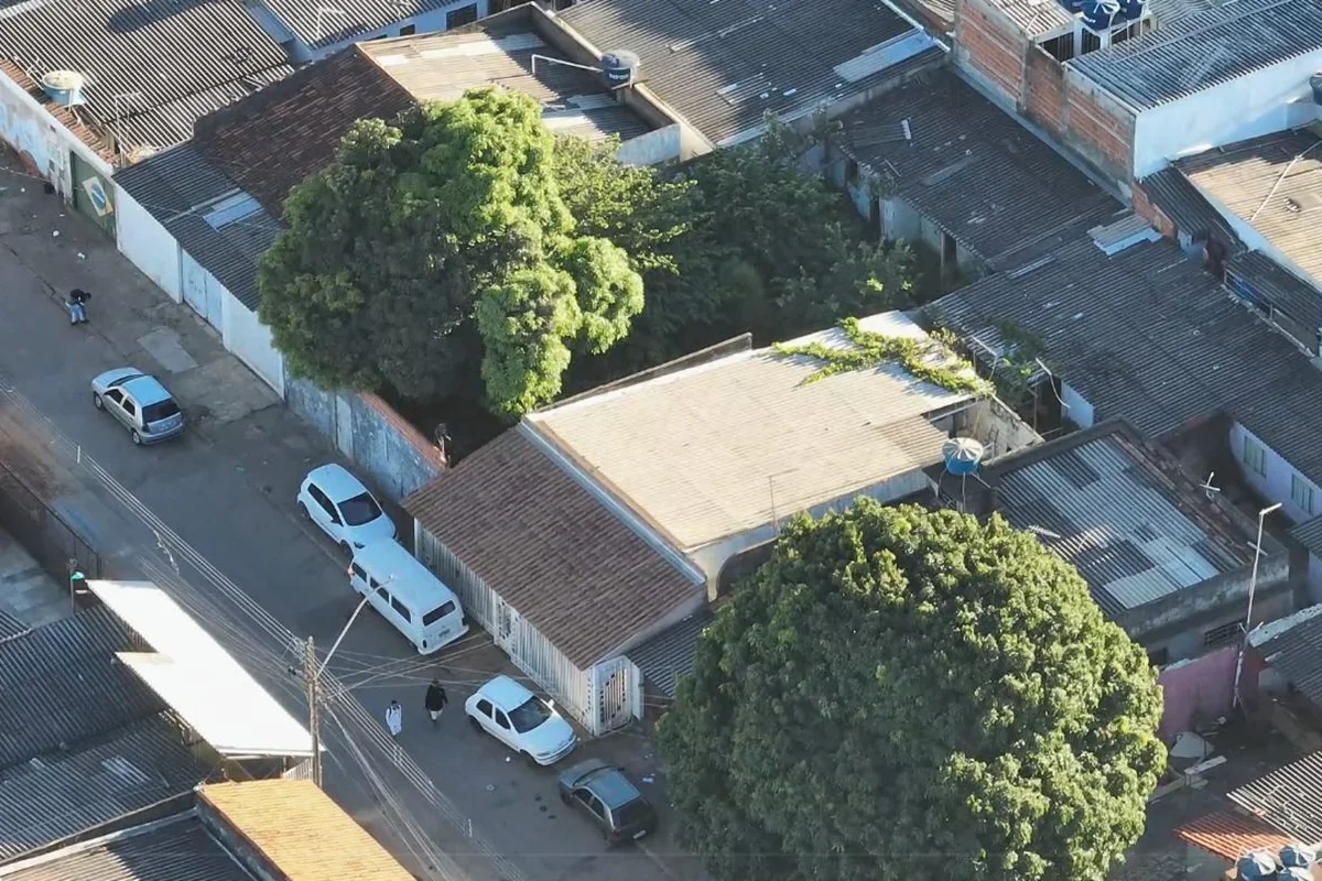 PCDF estoura boca de fumo e prende irmãos por tráfico em Ceilândia