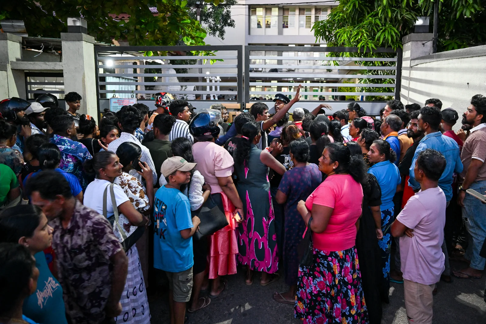 Rebelião em prisão do Sri Lanka deixa 25 mortos e dezenas feridos