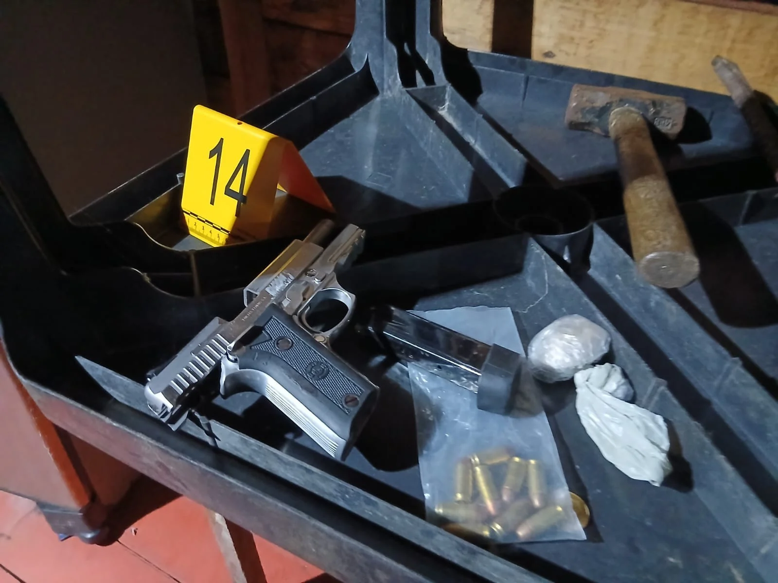 Troca de tiros: suspeito de integrar organização criminosa morre em Santana